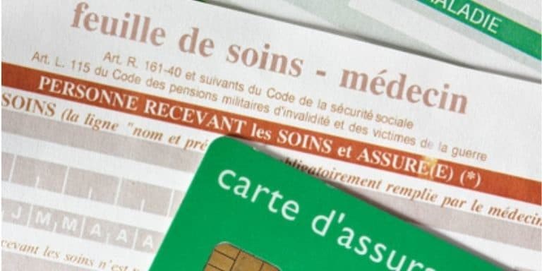feuilles d'arrêts de travail et carte de sécurité social